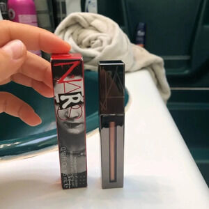 NIB NARS POWERMATTE LIP LUSTER